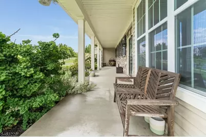 10 Highlands Way, Lopatcong Township, NJ 08865 - Photo 4