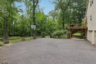 34 Forest Dr, Watchung, NJ 07069 - Photo 42