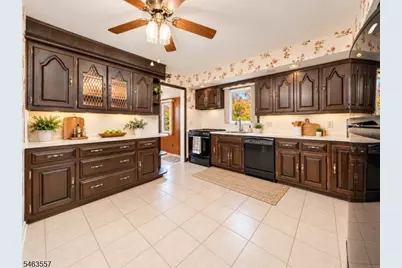 1 Roosevelt Blvd, Florham Park, NJ 07932 - Photo 8