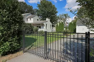 209 Midwood Pl, Westfield, NJ 07090 - Photo 2