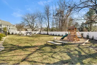58 Edgewood Dr, Florham Park, NJ 07932 - Photo 38