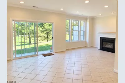 200 Riverwalk Way, Clifton, NJ 07014 - Photo 4