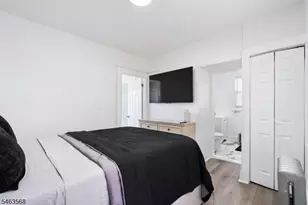 21 Huntington Terrace, Newark, NJ 07112 - Photo 8