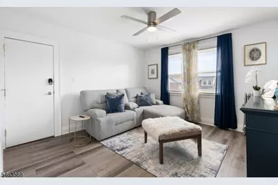 21 Huntington Ter, Newark, NJ 07112 - Photo 1