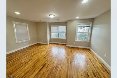 332 Mechanic St, Orange, NJ 07050 - Photo 4