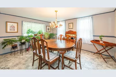 34 Unneberg Ave, Roxbury Township, NJ 07876 - Photo 10