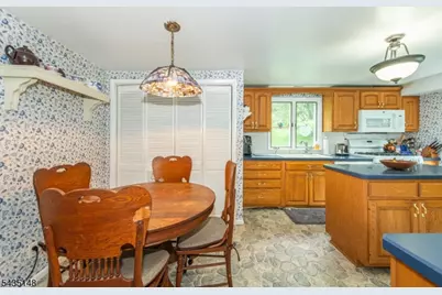 34 Unneberg Ave, Roxbury Township, NJ 07876 - Photo 16