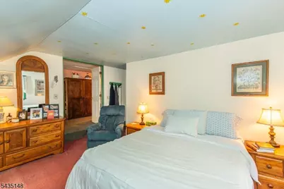 34 Unneberg Ave, Roxbury Township, NJ 07876 - Photo 24