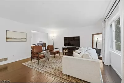 6 Nepote Pl, Franklin Township, NJ 08873 - Photo 4
