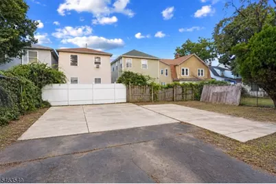 196 Smith St #1, Newark, NJ 07106 - Photo 22