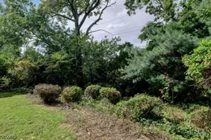 8 Tyler Ct, Clifton, NJ 07012 - Photo 22