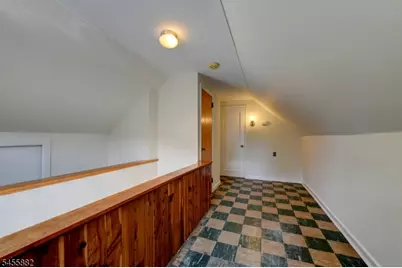 8 Tyler Ct, Clifton, NJ 07012 - Photo 14
