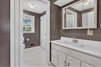 115 Old York Rd, Raritan Township, NJ 08551 - Photo 42