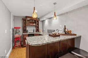 15 Chapel Pl, Wayne, NJ 07470 - Photo 40