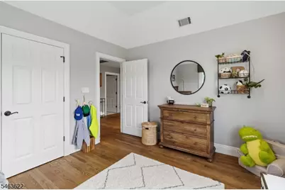 15 Chapel Pl, Wayne, NJ 07470 - Photo 34