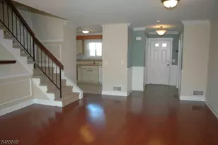 10 Pear Ct, Raritan Township, NJ 08822 - Photo 10