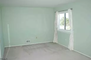 10 Pear Ct, Raritan Township, NJ 08822 - Photo 18