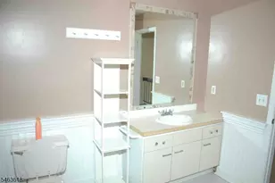 10 Pear Ct, Raritan Township, NJ 08822 - Photo 22