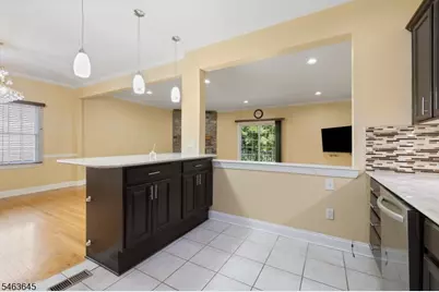 167 Raymound Blvd, Parsippany, NJ 07054 - Photo 18