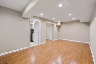 167 Raymound Blvd, Parsippany, NJ 07054 - Photo 36
