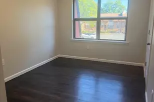 910 N Oaks Blvd, North Brunswick Township, NJ 08902 - Photo 6