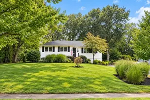 8 Country Club Ct, Livingston, NJ 07039 - Photo 1