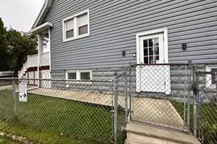 2 Whittier St, East Orange, NJ 07018 - Photo 2
