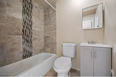 891 S 14th St, Newark, NJ 07108 - Photo 18