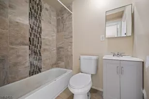 891 S 14th St, Newark, NJ 07108 - Photo 18