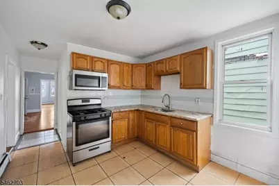891 S 14th St, Newark, NJ 07108 - Photo 10