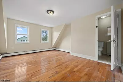 891 S 14th St, Newark, NJ 07108 - Photo 22