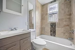 891 S 14th St, Newark, NJ 07108 - Photo 12