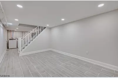 311 W 3rd Ave, Roselle, NJ 07203 - Photo 24
