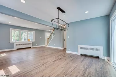 311 W 3rd Ave, Roselle, NJ 07203 - Photo 8