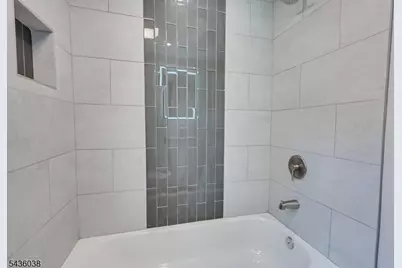311 W 3rd Ave, Roselle, NJ 07203 - Photo 20