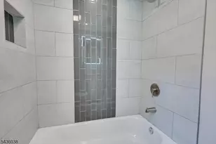 311 W 3rd Ave, Roselle, NJ 07203 - Photo 20