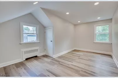 311 W 3rd Ave, Roselle, NJ 07203 - Photo 22