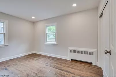 311 W 3rd Ave, Roselle, NJ 07203 - Photo 12