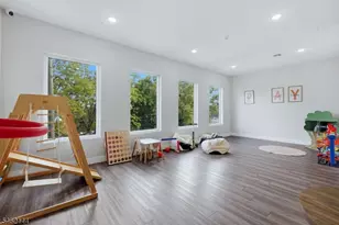 420 River Dr, Passaic, NJ 07055 - Photo 14