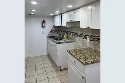 133 Dixon Ave, Paterson, NJ 07501 - Photo 16