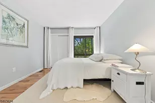 27 Chestnut Ct, Bernards Township, NJ 07920 - Photo 24