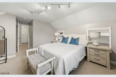 373 Plymouth Rd, Union Township, NJ 07083 - Photo 16
