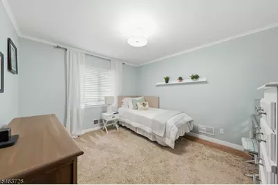 373 Plymouth Rd, Union Township, NJ 07083 - Photo 20