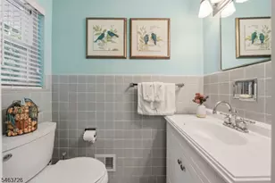 373 Plymouth Rd, Union Township, NJ 07083 - Photo 8