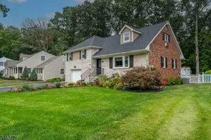 373 Plymouth Rd, Union Township, NJ 07083 - Photo 2