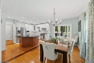 373 Plymouth Rd, Union Township, NJ 07083 - Photo 6