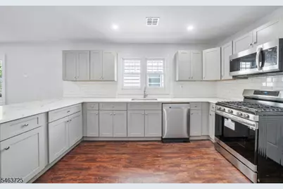 68 Salter Pl, Belleville, NJ 07109 - Photo 4