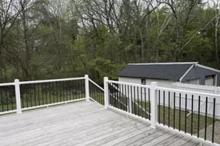 310 6th St, Belvidere, NJ 07823 - Photo 2