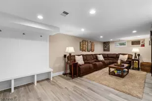 13 Larch Dr, Chester, NJ 07930 - Photo 10