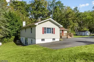 288 Silver Lake Rd, Frelinghuysen Township, NJ 07825 - Photo 38